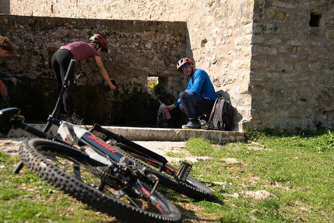 E-Bike Ancient Messini Way - The first viewpoint puts Ancient Messini in context