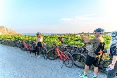 E-Bikes Rental in Santorini - Riding the southern routes and bike trails