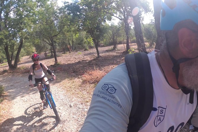 e-MTB Tour - Durrells Farm & Crab Lake [30Km - 18Mi] - Who will enjoy this Corfu ride most?