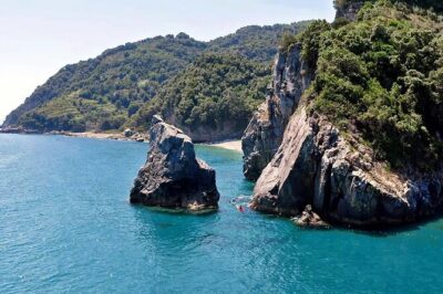 East Pelion - Sea Kayak Tour "Short Paddle" - Starting at Chorefto Beach at 10 a.m.