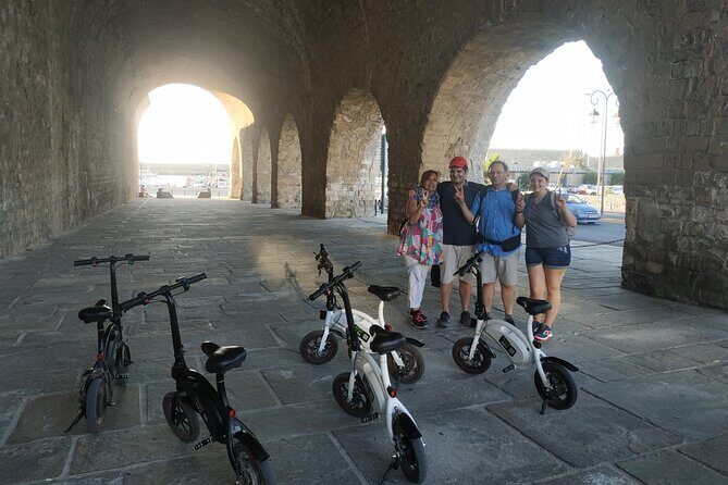Ecobike tour in historic Heraklion - Kornarou Square, the Lion’s Fountain, and two church stops that set the tone