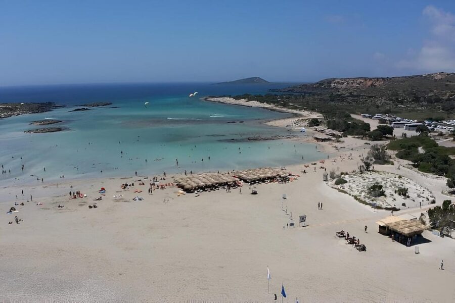 Elafonissi: Private Beach Day Trip with SUP - Snacks, juice, and fruit: why the included basics matter