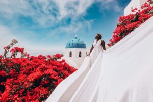Exclusive Santorini Flying Dress Photoshoot with Pickup - Pickup, transport, and how the day stays stress-free