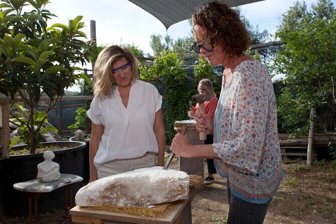 Experience Marble Carving - Comfort perks: water, tea, coffee, and occasional snacks