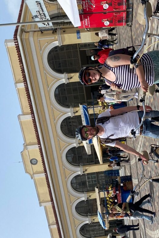 . Explore Athens by Bike: A Suncycling Athens Tour - Syntagma Square and a secret photo moment: fast city signals