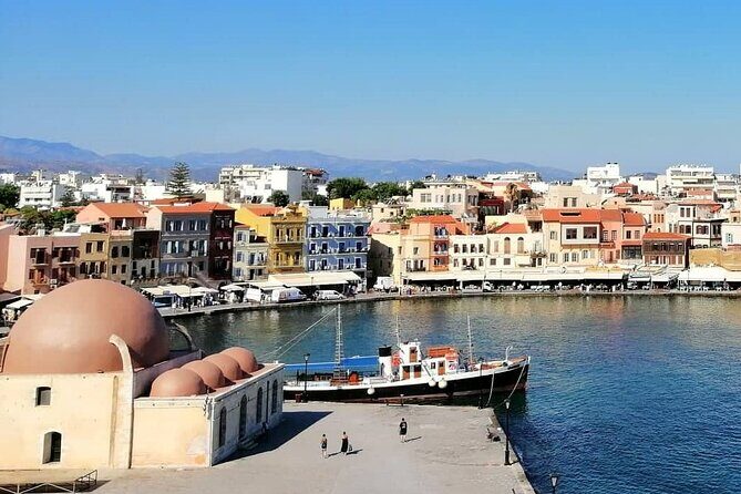 Explore Chania's Old Town through the eyes of a local - Logistics that affect your comfort (not the boring stuff)