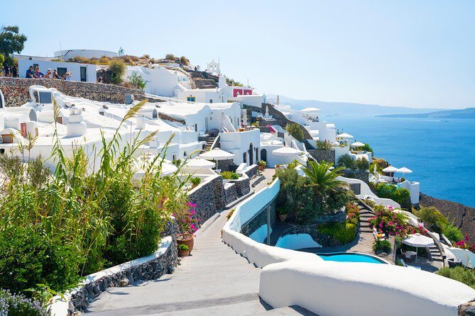 Explore Santorini with a Local - 4 Hours Private Tour - Why a private 4-hour Santorini loop works so well