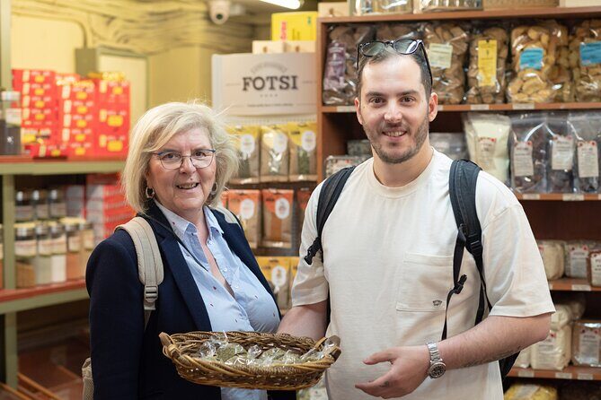 Explore the hidden food gems of Athens - The meal: lunch, snacks, alcohol, and why you should not eat beforehand