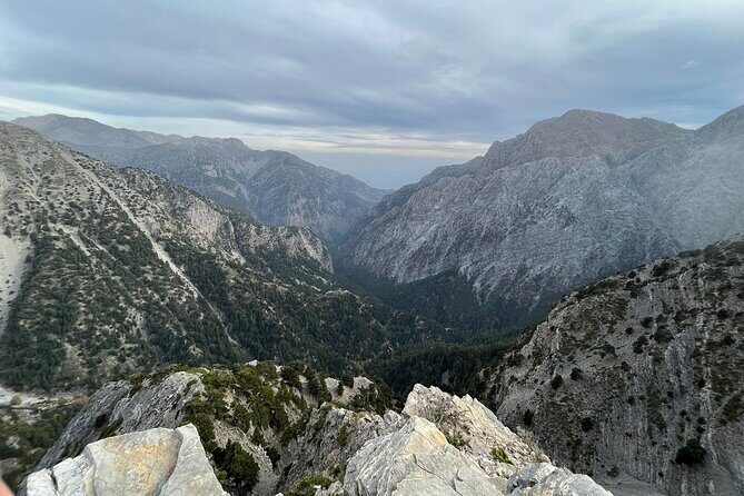 Explore the White Mountains of Crete - The 1350m Moment: Off-Road Climb, Viewpoints, and the Mitato Shepherd Hut