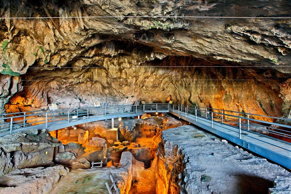 Feel Ancient thermal Spa Visit Delphi, Leonidas ℨoo Spaʀtan - Why this Athens day trip is different