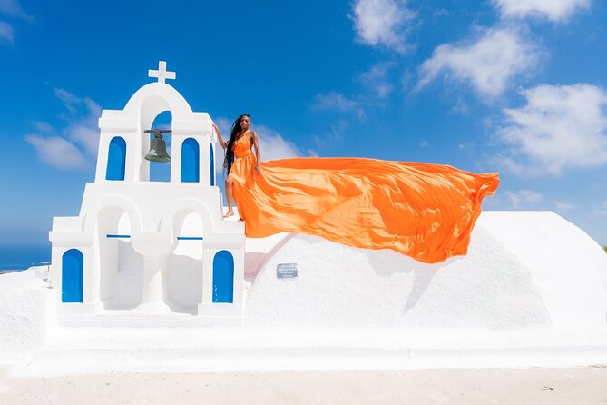 Flying Dress Experience -Private Santorini Photoshoot - The best time to book