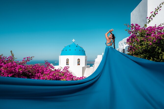 Flying Dress Express - Choosing between Imerovigli and Oia