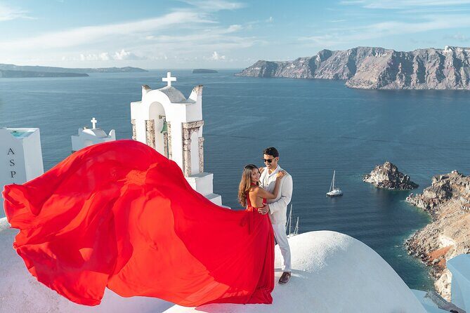 Flying Dress Photo © Photoshoot in Santorini: Express Package - Meeting in Imerovigli and what the 45 minutes includes