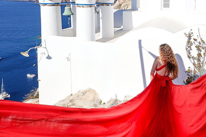 Flying Dress Photoshoot Experience in Santorini with pick up - Photo Delivery: Same-Day Proofs and 30 Edited Favorites