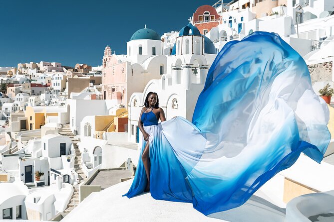 Flying Dress © Photoshoot in Santorini: Mr. President Package - How the three-hour shoot unfolds
