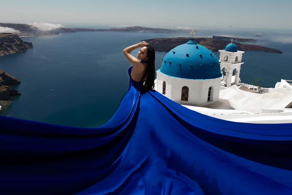 Flying Dress Photoshoot Santorini - Meeting Near Buddha-Bar in Imerovigli