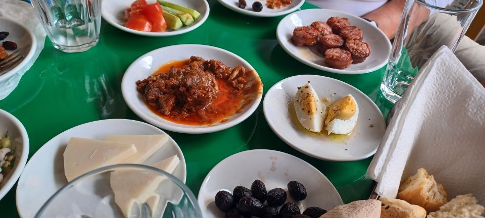 Food Tour in Heraklion – Discover Cretan Flavors - Bougatsa, coffee, honey, and the sweet side of Crete