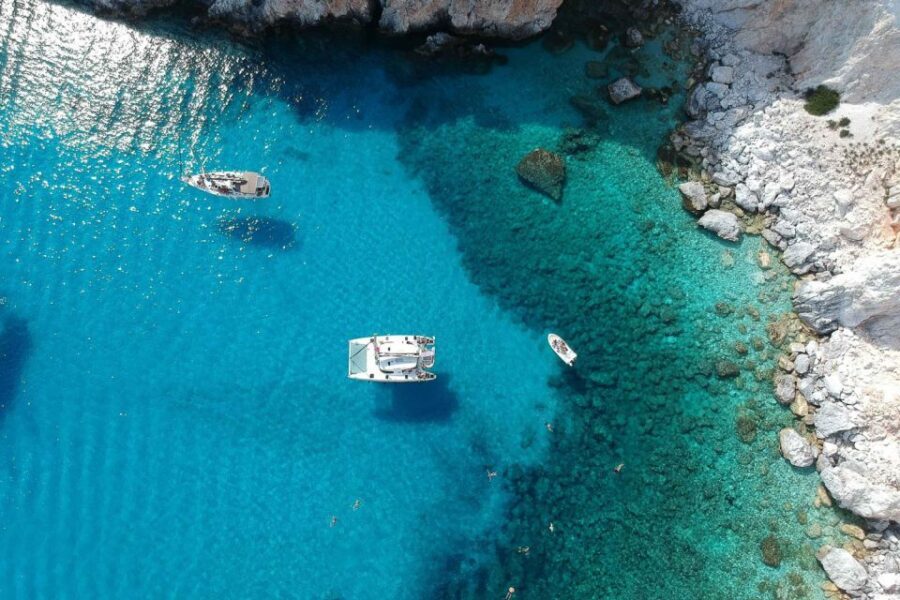 From Adamas: Milos and Poliegos Catamaran Cruise with Lunch - Tsigrado photo stop: a quick look at one of Milos’s most dramatic coves