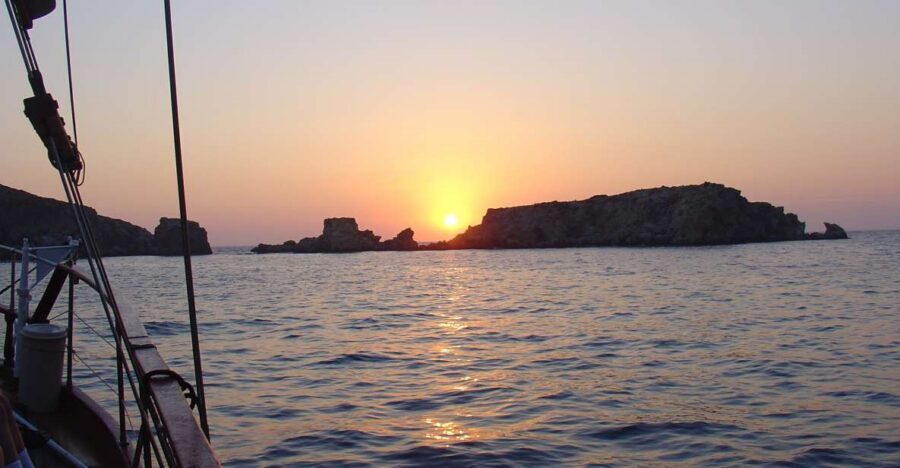 From Agia Anna: Sunset Boat Cruise with Refreshments - What the 3 hours on the water feels like