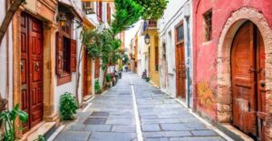 From Agia Galini/Matala: Rethymnon City Tour - From A/C comfort to real old-town walking