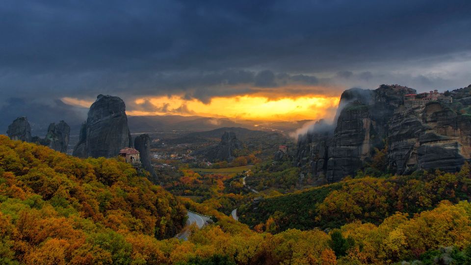 From Athens: 2 Days Meteora, Thermopylae & Delphi Tour - Practical preparation for a smoother trip