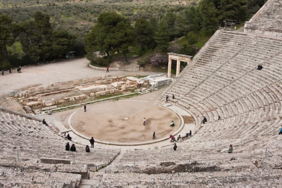 From Athens: 4-Days Classical Tour with Meteora - Why This Athens–Peloponnese–Delphi–Meteora Route Works