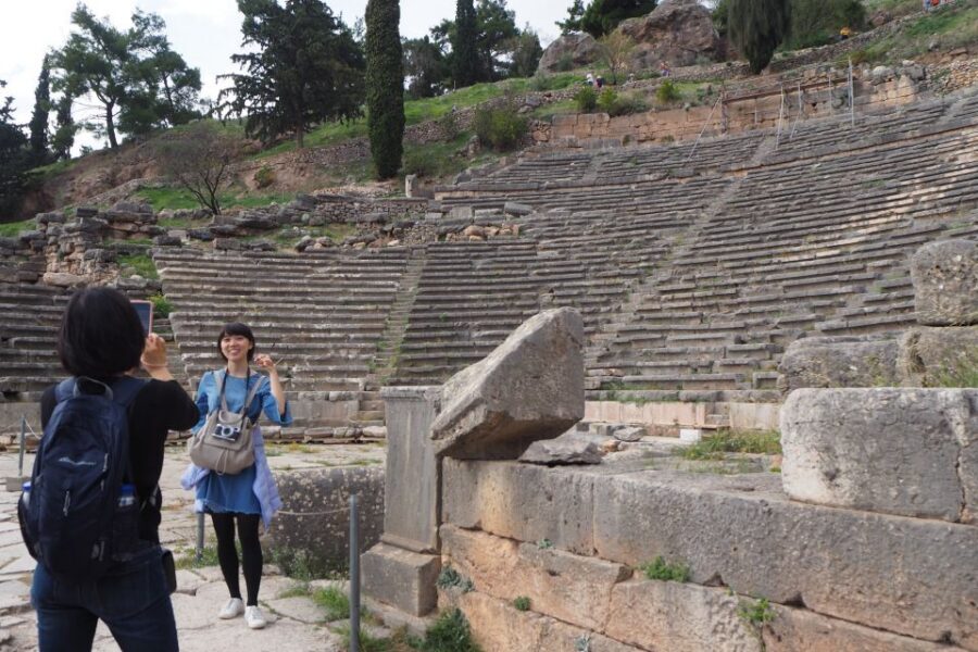 From Athens: Day Tour to Delphi - Lunch in the modern Delphi village, plus the Arachova photo stop