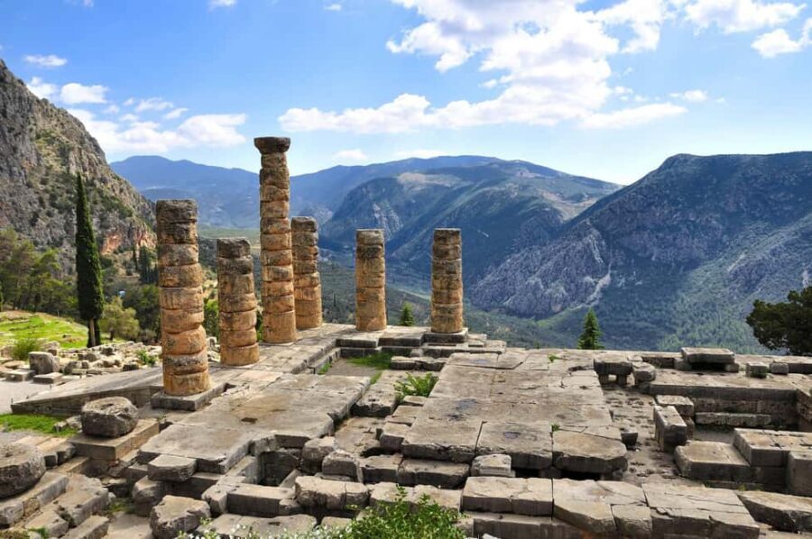 From Athens: Delphi Day Trip with Spanish-Speaking Guide - Livadia and the rhythm of the day: why breaks matter on a 10-hour tour