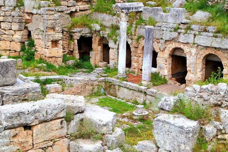 From Athens: Explore Ancient Corinth & Charming Nafplion - Corinth vs Christianity: how to set your expectations