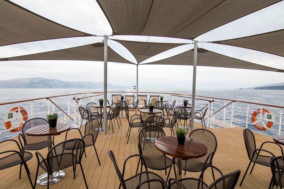 From Athens: Hydra, Poros & Aegina Cruise with Buffet Lunch - Hydra, where donkeys replace cars
