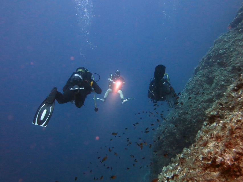 From Athens: Scuba Diving at the Blue Hole - Who should book this experience