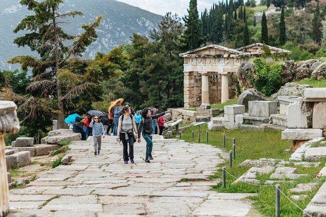 From Athens: Small-Group Delphi, Museum & Arachova Day Trip - Key highlights to know before you go