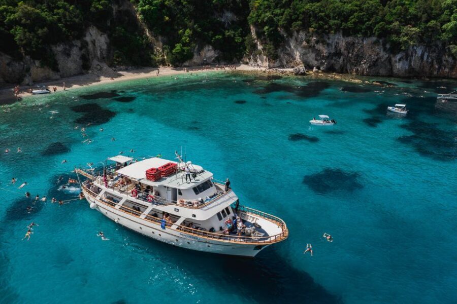 From Benitses/Lefkimmi: Blue Lagoon & Papanikolis Cruise - Syvota on the Mainland: How to Use 1.5 Hours Well