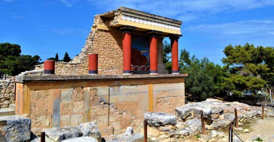 From Chania: Full-Day Heraklion Highlights Guided Tour - Who should book this Heraklion highlights tour from Chania?