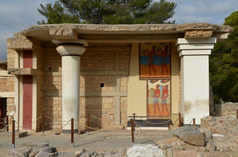 From Chania: Knossos Palace and Heraklion Full-Day Tour - Knossos Palace: Tour-Guide Context Beats Trying to Guess