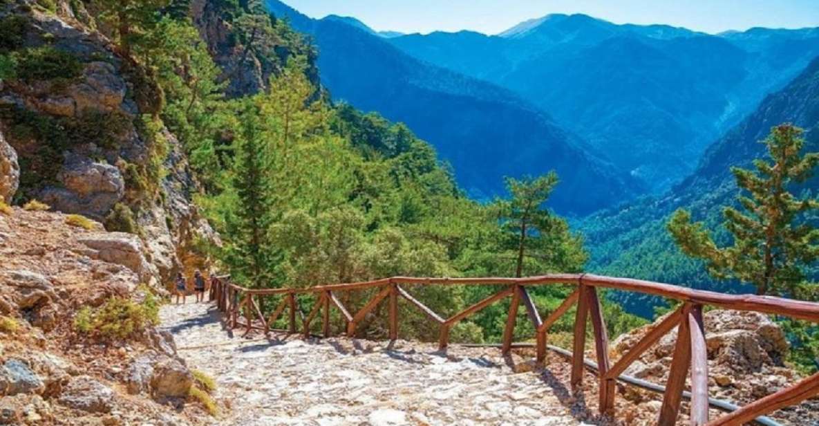 From Chania: Samariá Gorge Guided Hike - The 16-kilometer route through Samaria Gorge