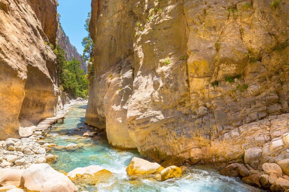 From Chania: Samariá Gorge Guided Hike - Early pickup from Chania and the ride to Omalos