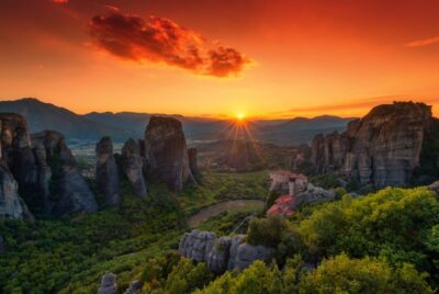 From Halkidiki: Meteora & Monasteries Day Trip with Transfer - The early departure from Halkidiki