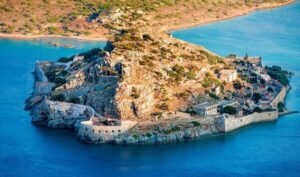 From Heraklion: Elounda and Spinalonga Full-Day Tour - Elounda First Look: Beaches, Fishing Boats, and a Scenic Staging Point
