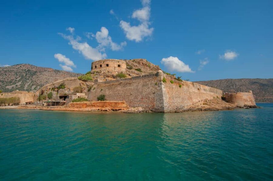From Heraklion: Elounda, Kolokitha, and Spinalonga Boat Trip - Elounda port day: the bus ride that sets the pace