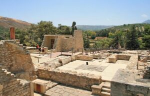 From Heraklion: Knossos and Lasithi Plateau Full-Day Tour - Kera Kardiotissa Monastery: frescoes, nuns, and a calm mountain stop