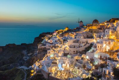 From Heraklion/Rethymno: Santorini Cruise with Pickup - Oia: postcard views with a clock running