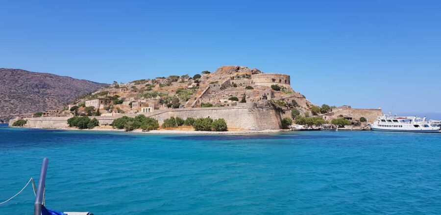 From Heraklion:Spinalonga ,Elounda & Ag. Nikolaos with Lunch - Elounda lunch and lagoon time: the best stretch for actual relaxation