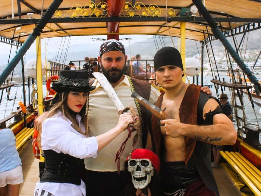 From Hersonissos: Half-Day Pirate Boat Trip with Lunch - What to bring for a smooth pirate day