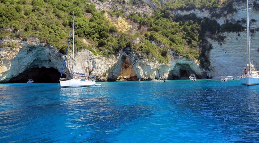 From Lefkimmi: Paxos, Antipaxos & Blue Caves Boat Tour - Paxos and Gaios: make the most of your 2 hours