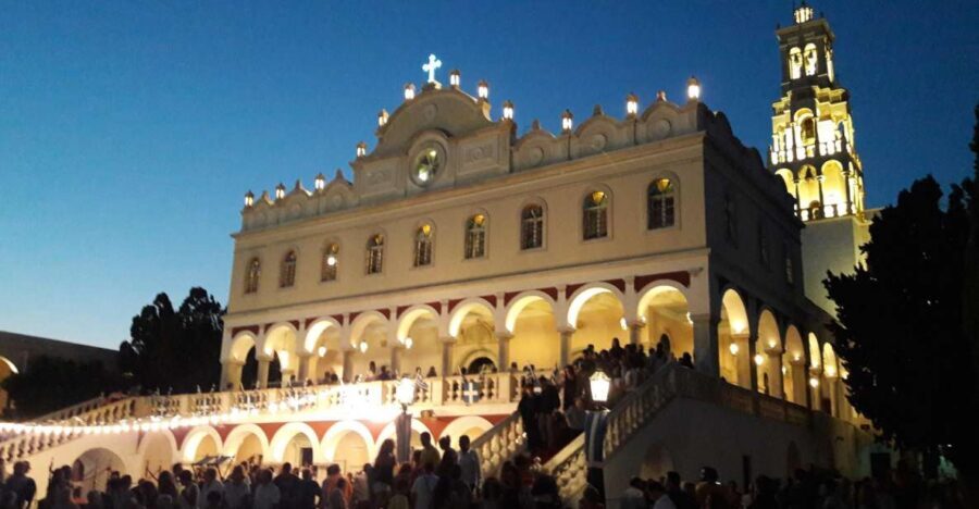 From Mykonos: Full-Day Trip to Tinos Island - The main attraction: visiting Panagía Evangelístria