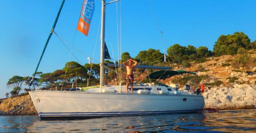 From Neos Marmaras: Halkidiki Islets and Coves Cruise - Snorkeling at Kelyfos (Helona): rocky seabed, colourful life