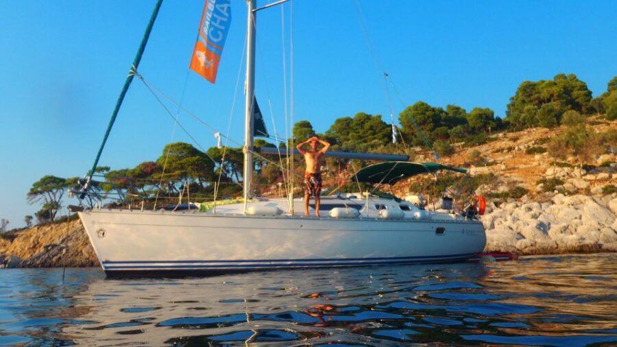 From Neos Marmaras: Halkidiki Islets and Coves Cruise - Onboard vibe, comfort, and how the crew runs the day