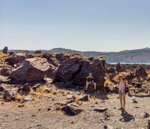 From Old Port:Volcanic Islands Boat Trip & Hot Spring Visit - Getting to the water in Fira: cable car vs 587 steps