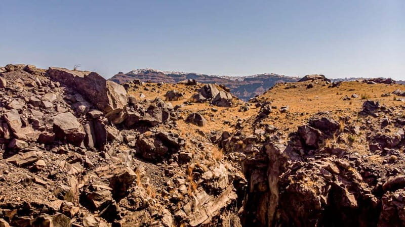 From Old Port:Volcanic Islands Boat Trip & Hot Spring Visit - Palea Kameni hot springs: plan for warmth that varies by season